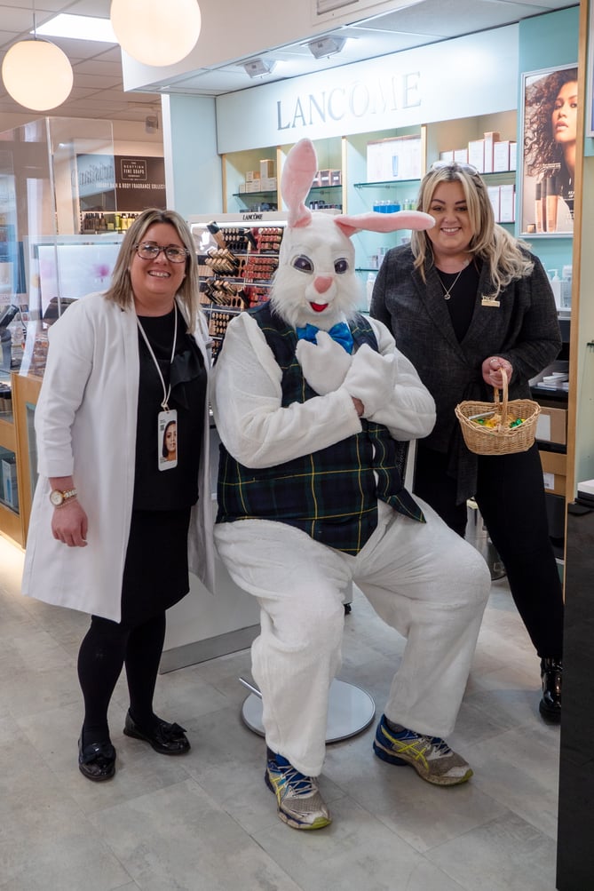 Gallery Easter Bunny spreads joy in Farnham with hop around town